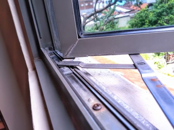 Hinged Window Replacement in Arcadia